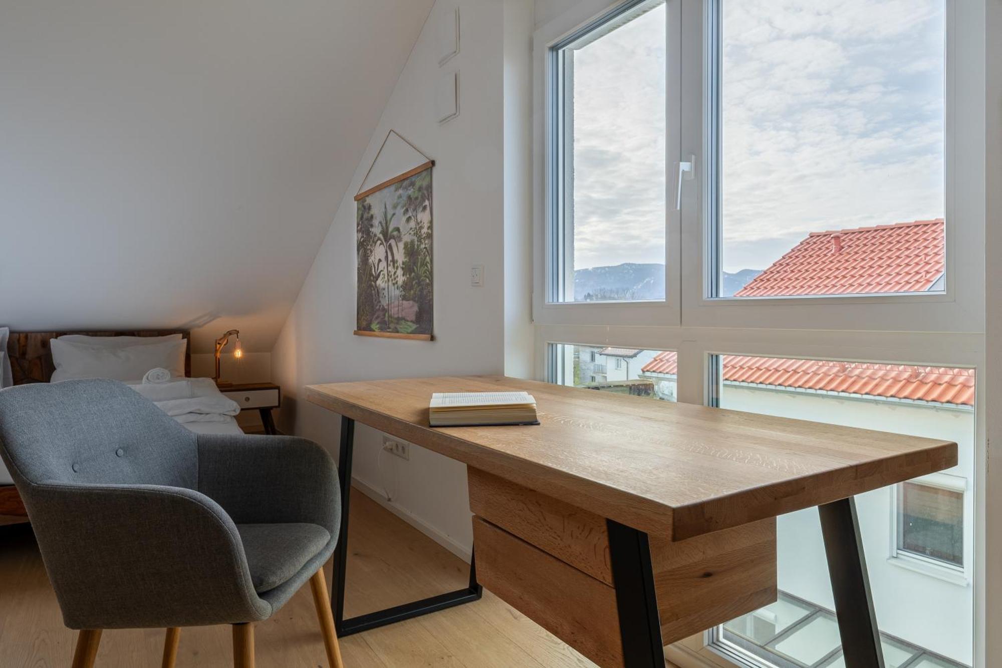 Liboria: Stylisches Haus; Sauna ; 4Min Zum See Apartamento Seehausen am Staffelsee Exterior foto